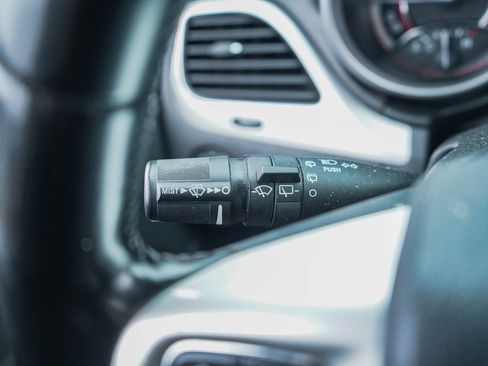 Used 2020 Dodge Journey SE w/ SE Popular Equipment Group image 15