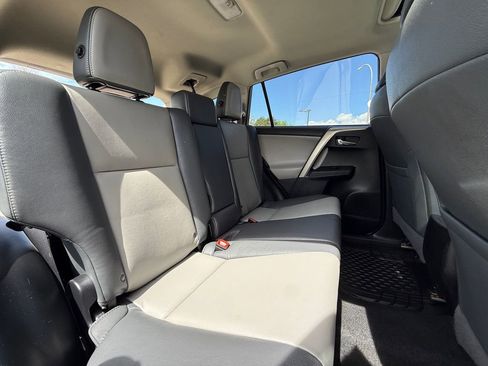 Used 2014 Toyota RAV4 Limited w/ Technology Package AWD/4WD image 47