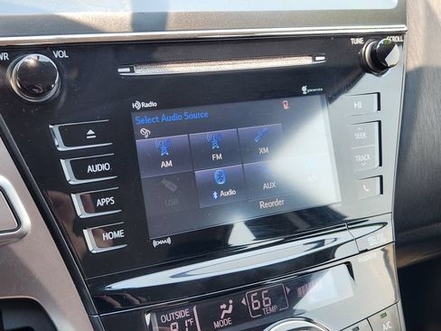 Used 2016 Toyota Prius V Three FWD image 19