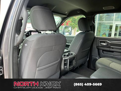New 2026 RAM 3500 Big Horn AWD/4WD image 15
