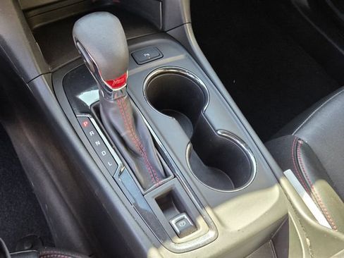 Used 2023 Chevrolet Equinox RS w/ RS Leather Package FWD image 23