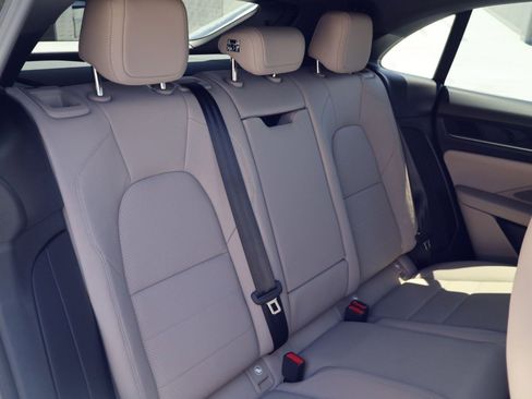 Certified 2025 Porsche Macan 4 Electric AWD/4WD image 23