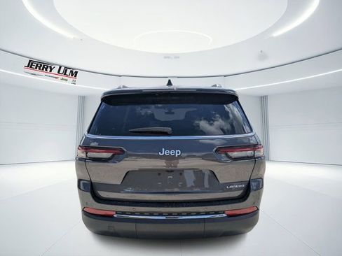 New 2026 Jeep Grand Cherokee L 2WD image 4