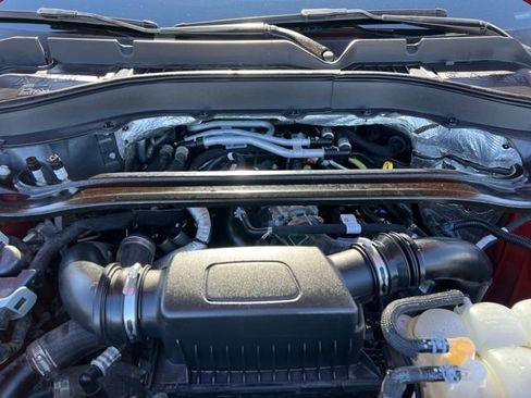 Used 2020 Ford Explorer Platinum w/ Premium Technology Package image 37