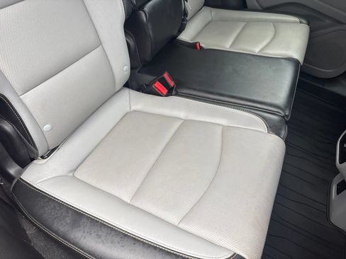 Used 2018 GMC Terrain SLT w/ Preferred Package AWD/4WD image 32