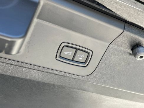 Certified 2023 Porsche Panamera 4 Platinum Edition AWD/4WD image 21