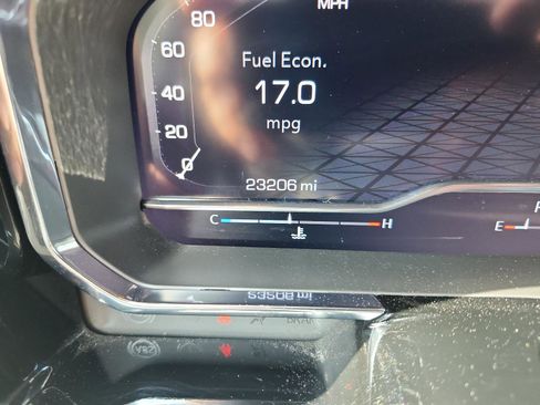 Certified 2024 GMC Sierra 1500 SLT image 23