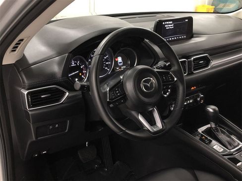 Used 2018 MAZDA CX-5 Touring image 14