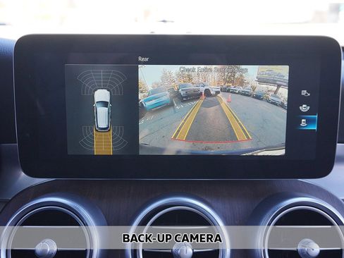 Used 2022 Mercedes-Benz GLC 300 GLC 300 image 4