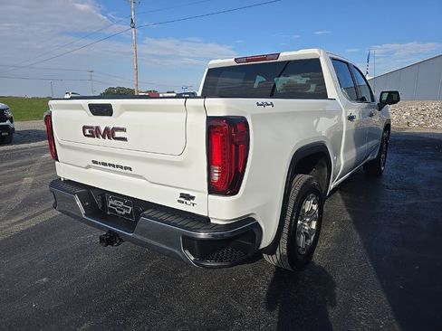 Used 2024 GMC Sierra 1500 SLT image 8