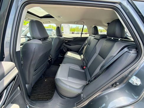 Used 2023 Subaru Outback Onyx Edition AWD/4WD image 30