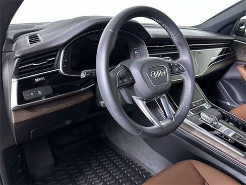 Used 2024 Audi Q8 Premium Plus image 10