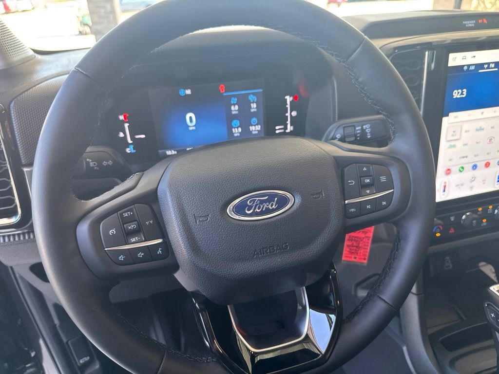 New 2026 Ford Ranger XLT w/ Black Appearance Package AWD/4WD image 11