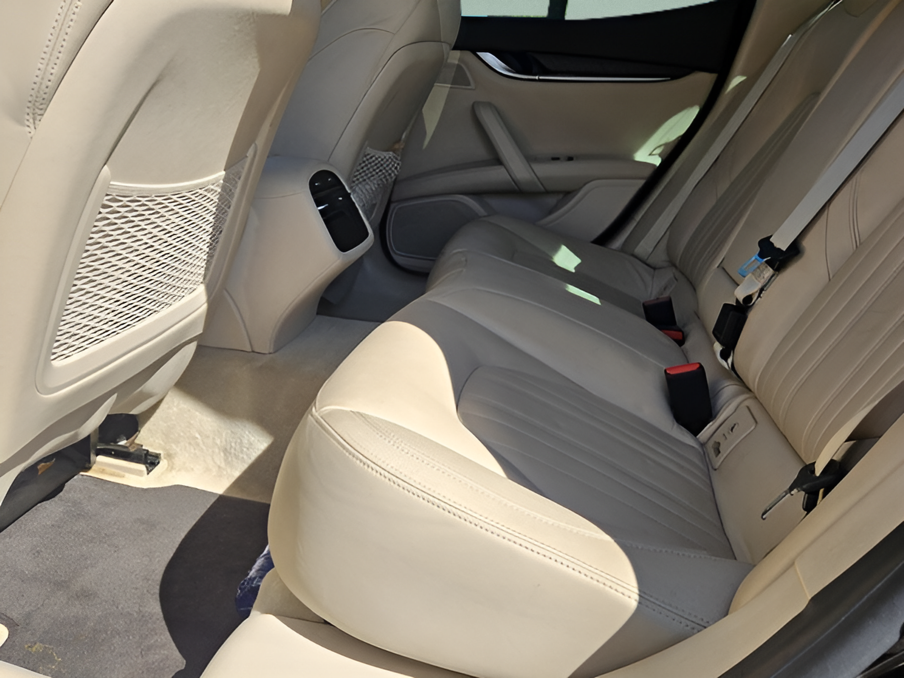 Used 2014 Maserati Ghibli RWD image 9