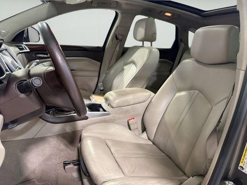 Used 2014 Cadillac SRX Luxury w/ Driver Awareness Package AWD/4WD image 9