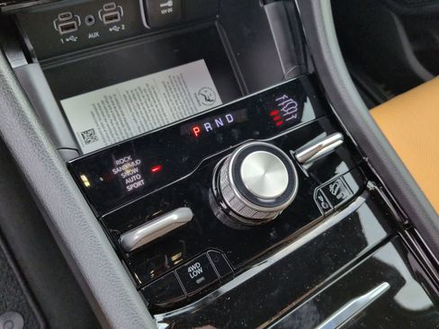 New 2025 Jeep Grand Cherokee L Summit image 31