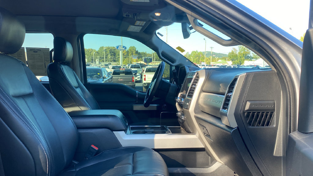 Used 2020 Ford F250 Lariat w/ Lariat Ultimate Package AWD/4WD image 12