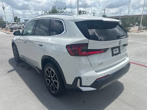 Used 2025 BMW X1 xDrive28i w/ Convenience Package AWD/4WD image 4