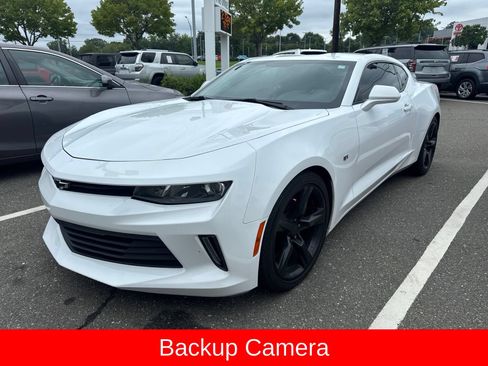 Used 2018 Chevrolet Camaro LT RWD image 1