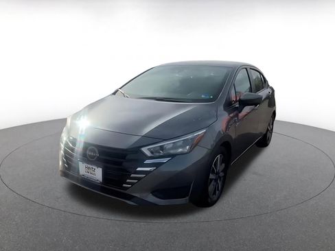 Used 2025 Nissan Versa SV image 7
