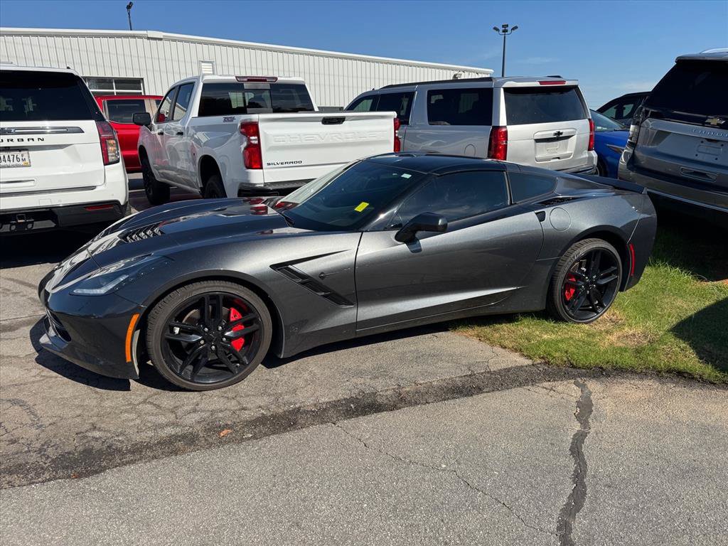 Used 2019 Chevrolet Corvette Stingray Coupe w/ Carbon Flash Badge Package RWD image 8