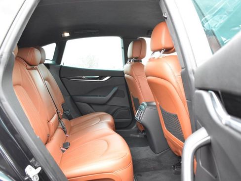 Used 2019 Maserati Levante AWD/4WD image 20