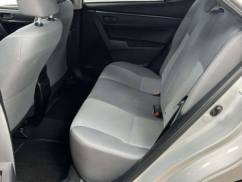 Used 2015 Toyota Corolla L image 16