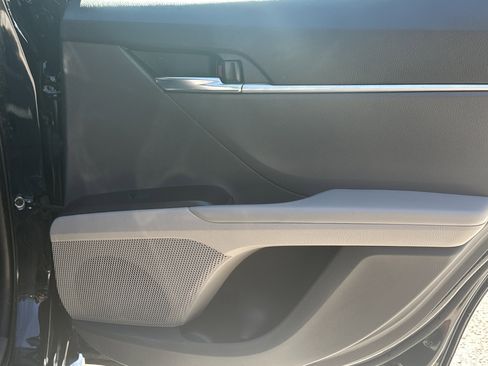 Used 2022 Toyota Camry LE image 16