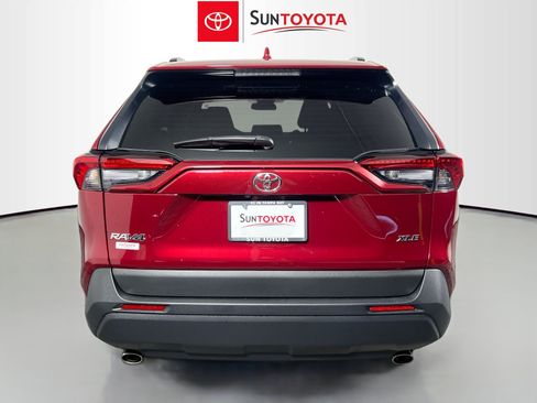 Used 2025 Toyota RAV4 XLE w/ Convenience Package FWD image 5