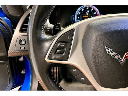 Used 2015 Chevrolet Corvette Z06 w/ 3LZ Preferred Equipment Group RWD image 10
