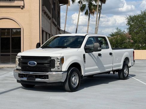 Used 2018 Ford F250 XL w/ Power Equipment Group image 2