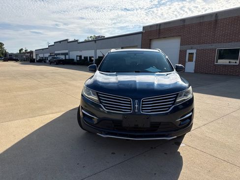 Used 2017 Lincoln MKC Premiere AWD/4WD image 2