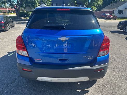 Used 2015 Chevrolet Trax LT w/ LT Plus Package AWD/4WD image 5