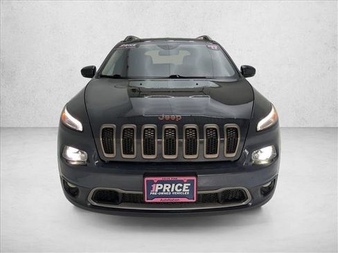 Used 2017 Jeep Cherokee 75th Anniversary image 2
