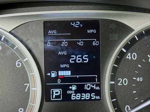 Used 2021 Nissan Kicks S image 15