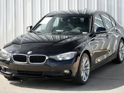 Used 2017 BMW 320i xDrive Sedan image 44