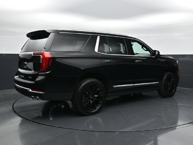Used 2026 GMC Yukon Denali w/ Sun & Power Step Package AWD/4WD image 2