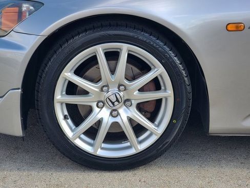 Used 2004 Honda S2000 image 5