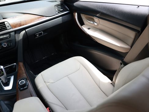Used 2015 BMW 328i Sedan RWD image 26