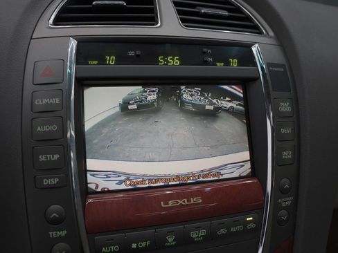 Used 2011 Lexus ES 350 w/ Preferred Accessory Package image 18