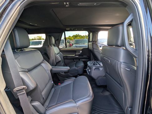 New 2025 Ford Expedition Tremor image 7