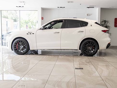 Used 2024 Maserati Levante Modena Ultima image 6