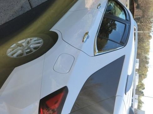 Used 2022 Chevrolet Equinox LT image 11