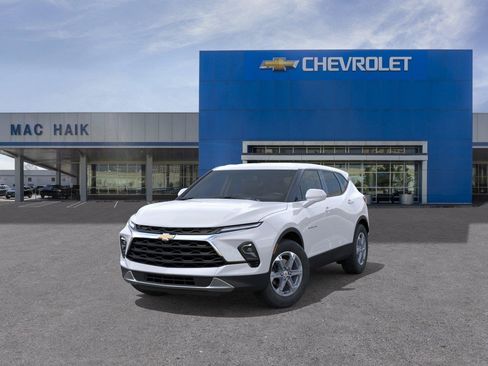 New 2026 Chevrolet Blazer LT FWD image 8