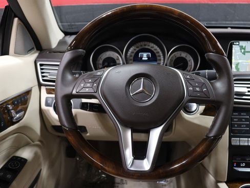 Used 2017 Mercedes-Benz E 400 4MATIC Coupe image 45