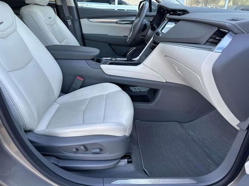 Certified 2023 Cadillac XT5 Premium Luxury image 20