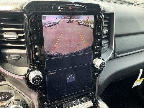 New 2026 RAM 1500 Big Horn AWD/4WD image 22