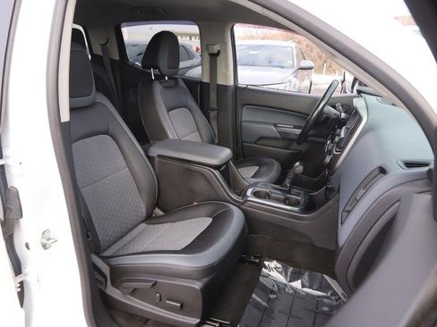 Used 2016 Chevrolet Colorado Z71 image 25