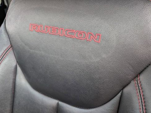 Used 2017 Jeep Wrangler Unlimited Rubicon image 19