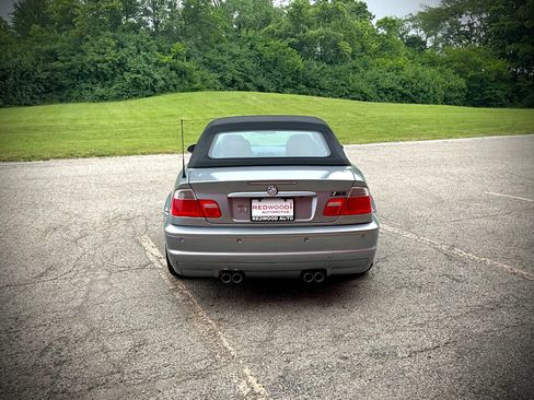 Used 2005 BMW M3 Convertible RWD image 8